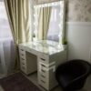 Гримерный столик зі скляною стільницею М622